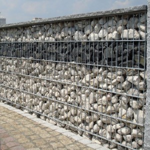 Из чего сделать красивый забор для палисадника своими руками (фото)